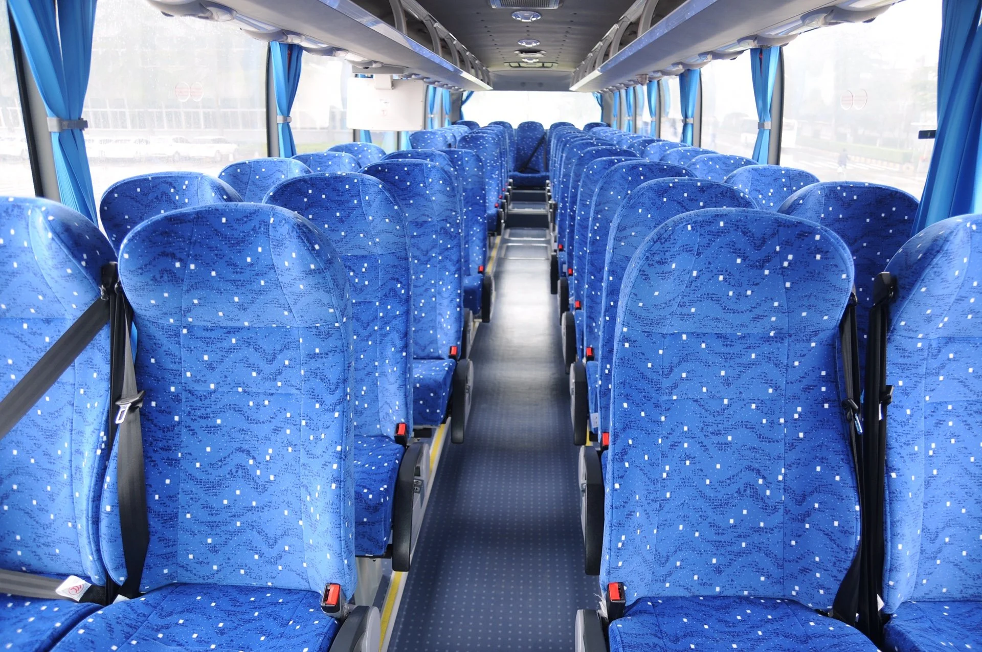 Yutong 6122 for rent