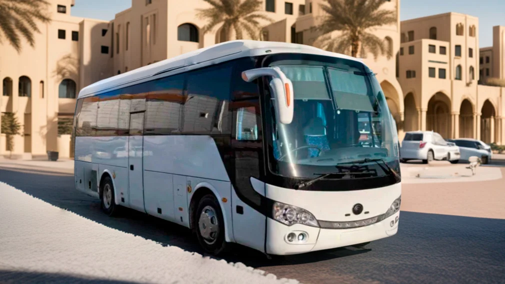  Yutong 6938 for rent